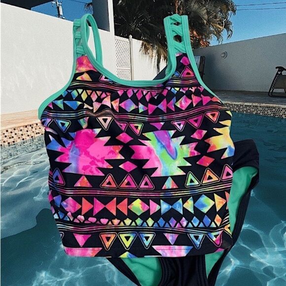 Circo l 2-piece l Girls Bathing Suit, 
Tank-ini l Small l EUC - Picture 3 of 7